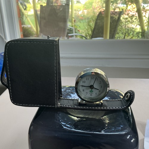 Travel alarm clock - clock, with