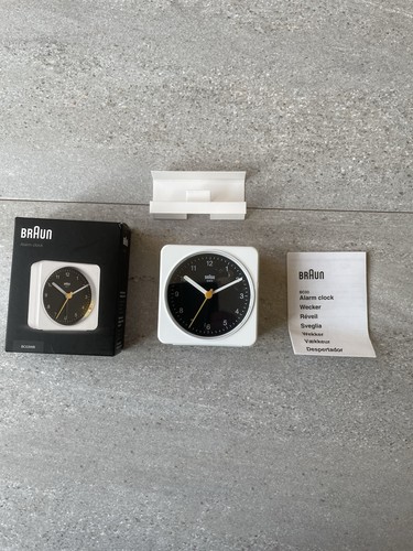 Braun alarm clock white bc03wb - white,